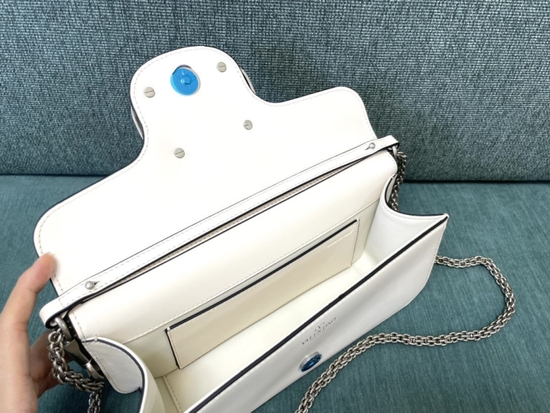 Va1e*ntin0 satchel bag